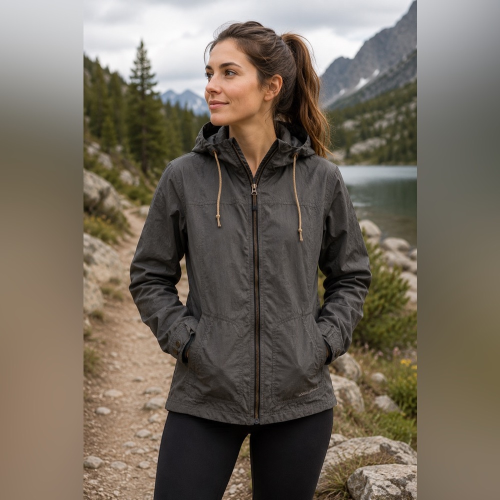 EDDIE BAUER Women’s Gray Hooded Jacket Shell with Drawstrings Size Small